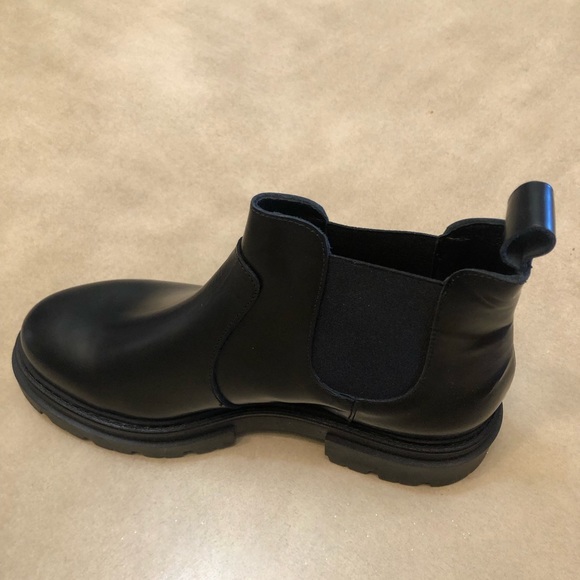 Free People Lola Leather Chunky Lug Sole Chelsea Boots Size 8.5 - Picture 9 of 13